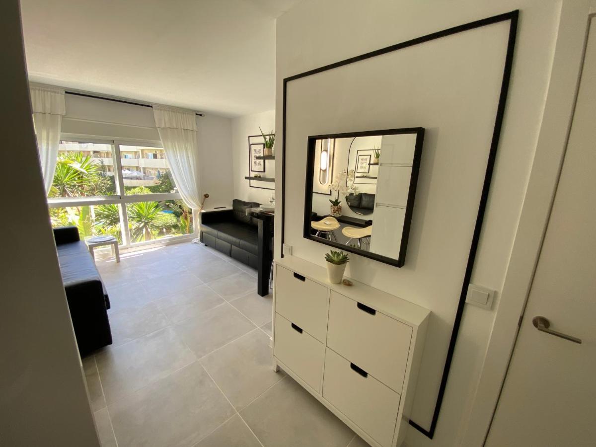 Modern Sea View Studio In Benal Beach 베날마데나코스타 외부 사진