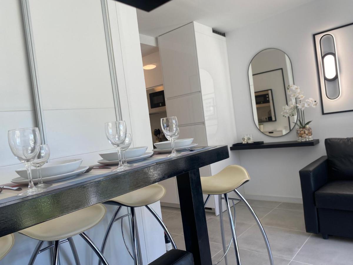 Modern Sea View Studio In Benal Beach 베날마데나코스타 외부 사진