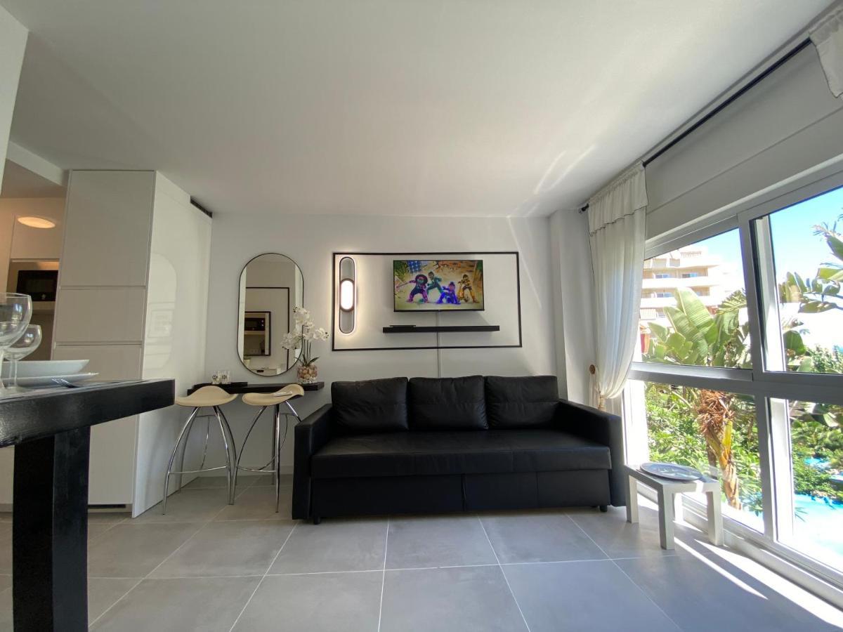Modern Sea View Studio In Benal Beach 베날마데나코스타 외부 사진