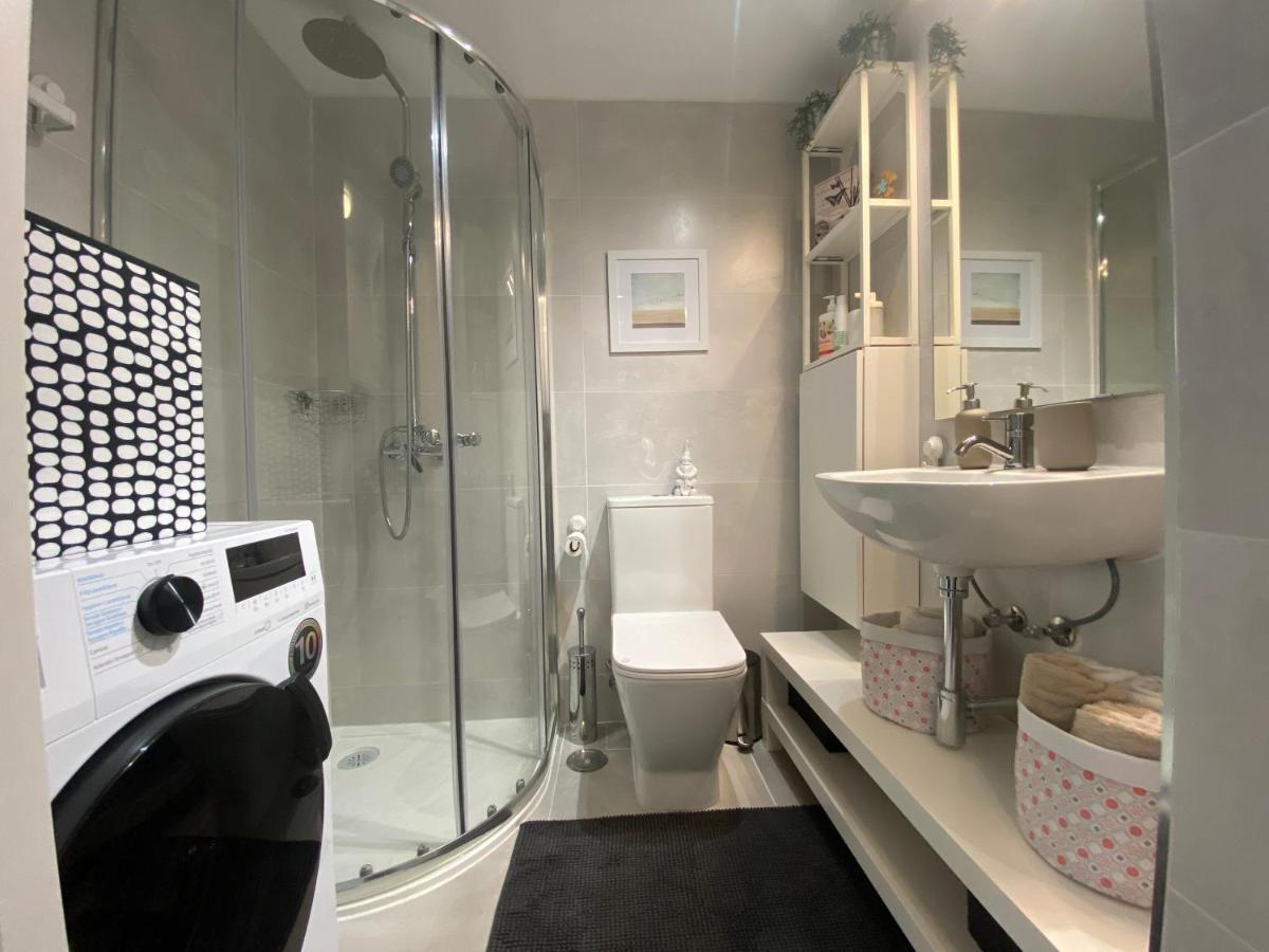 Modern Sea View Studio In Benal Beach 베날마데나코스타 외부 사진